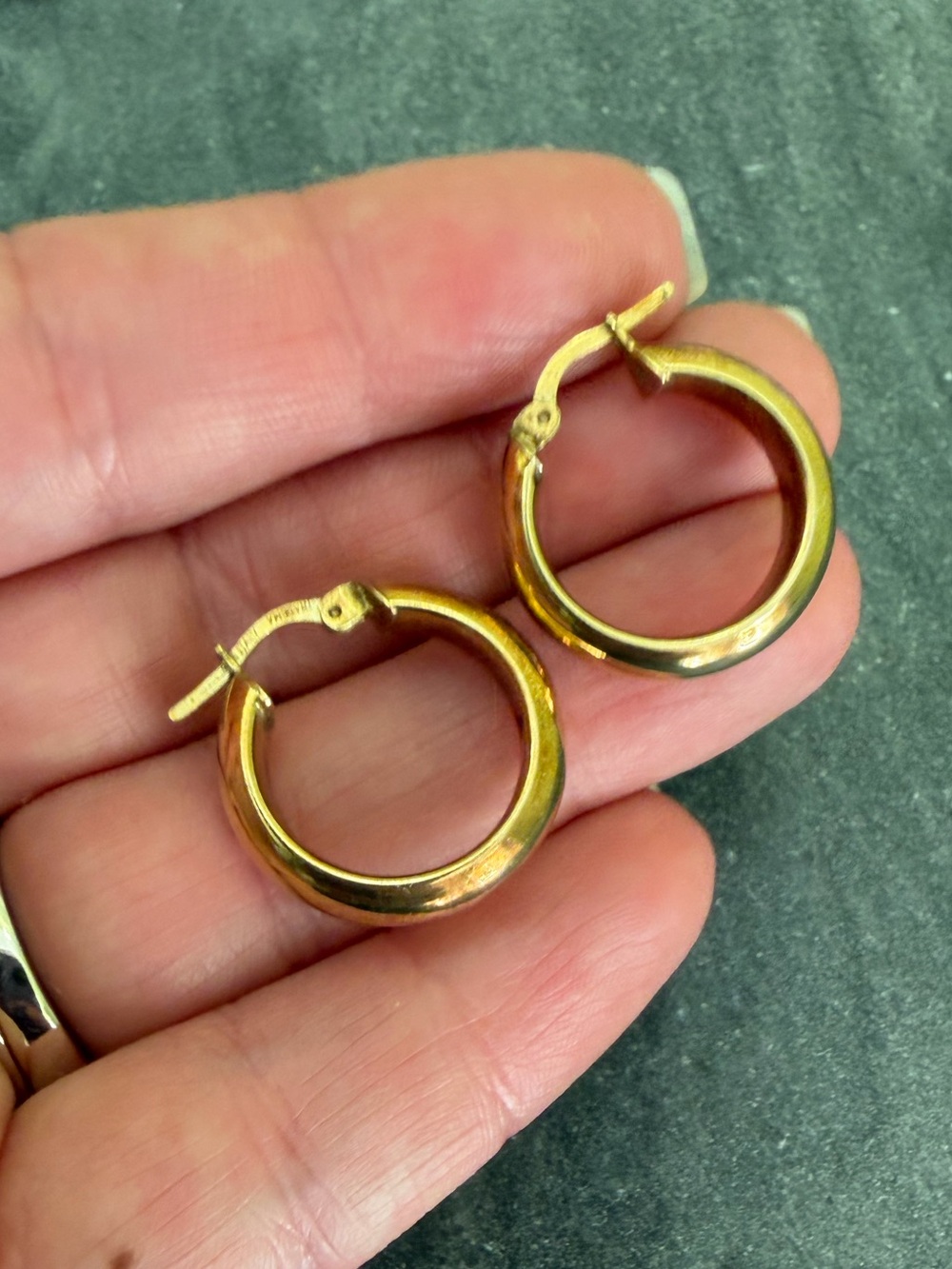 Vintage Gold Sterling 3/4 inch Hoop Earrings - Picture 5 of 11
